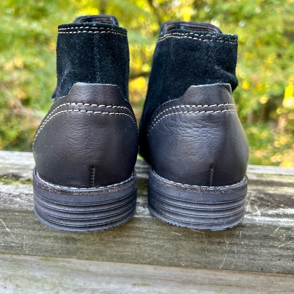 Clarks Black Booties - Picture 2 of 10
